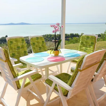 Villa Fantastic View 01 *